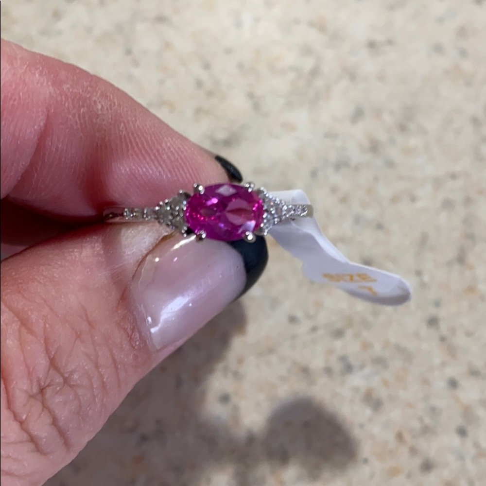 Ring - Picture 2 of 3